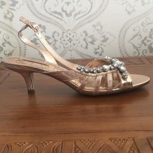 NWT. Rose gold evening shoes with diamontes